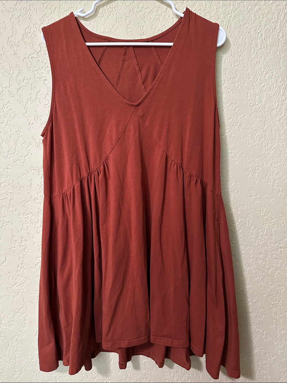 Sleeveless V-Neck Flowy Tunic/Dress in Rust L